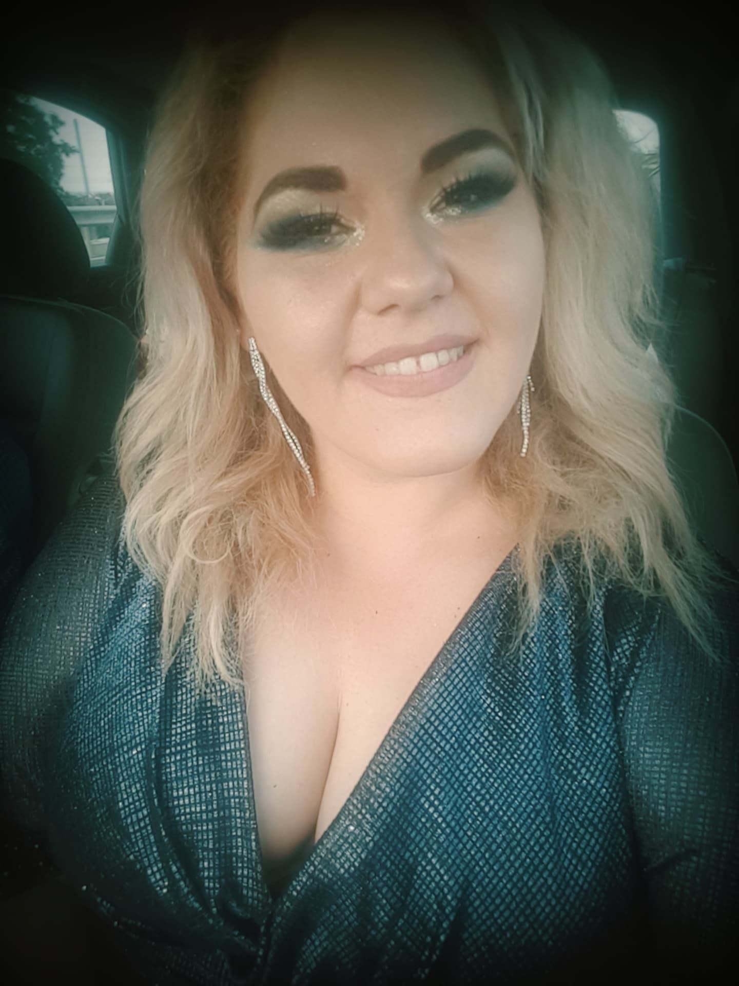 onlyfans R O X A N A profile banner  