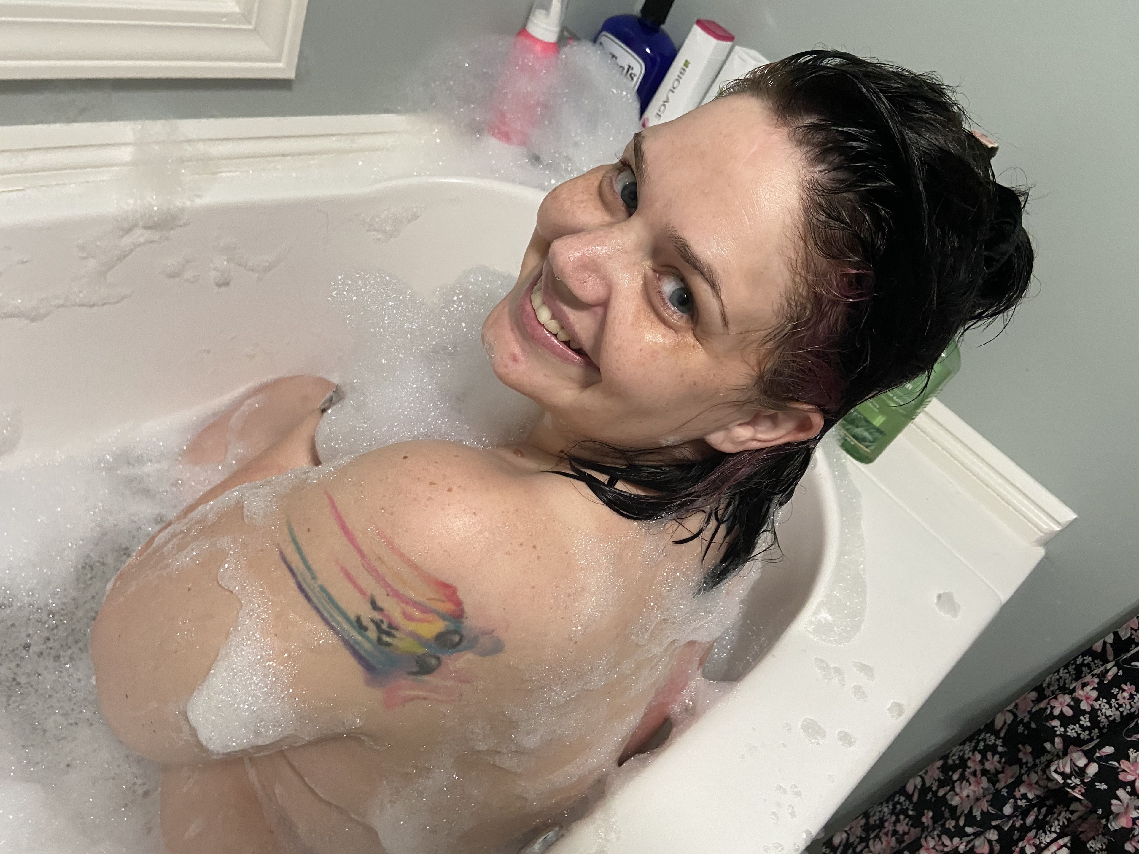 onlyfans Lucy Belle profile banner