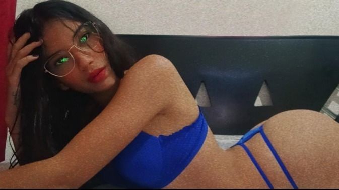 onlyfans little_isabella profile banner  