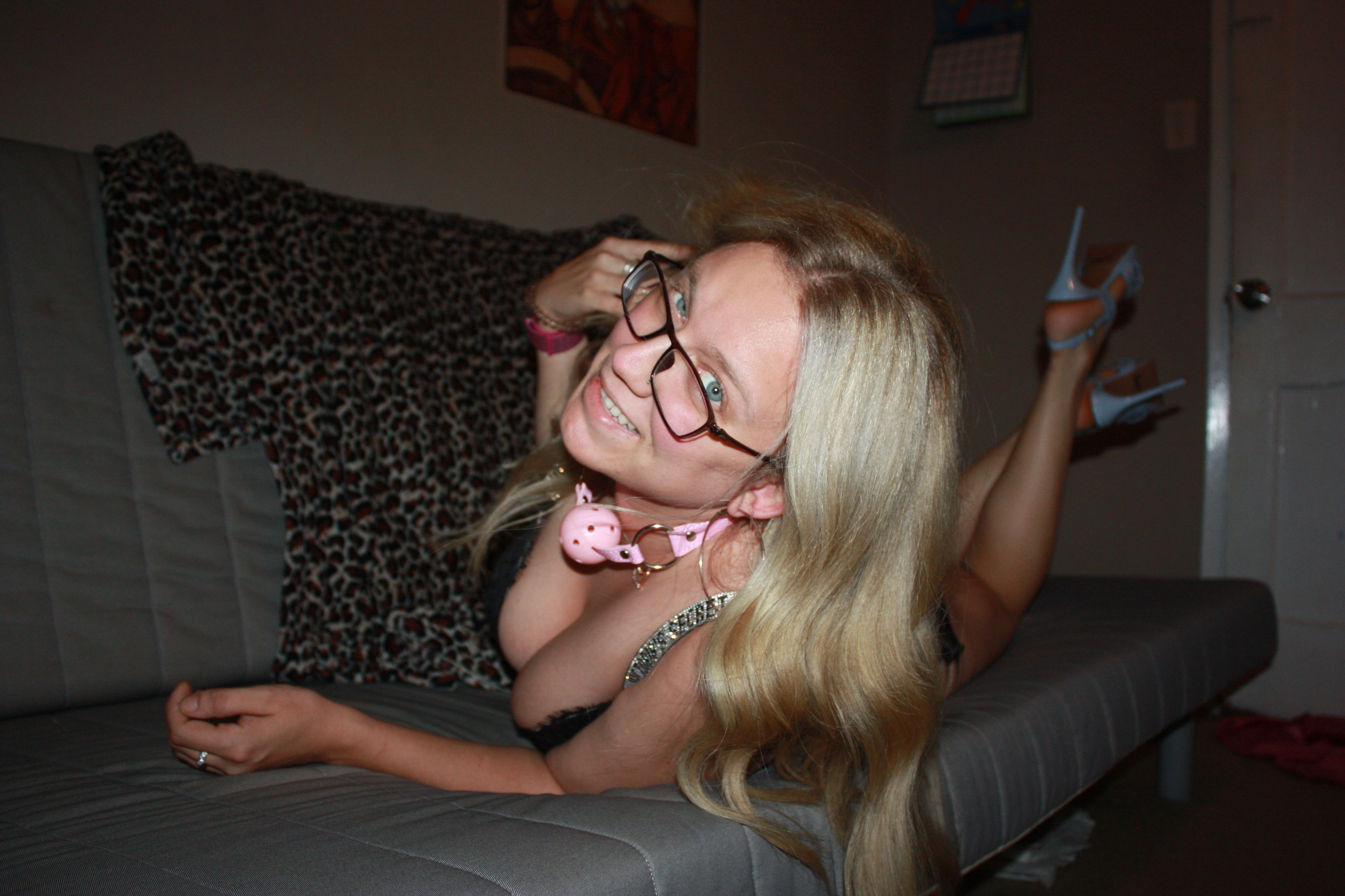 onlyfans Kelly Clicquot profile banner  