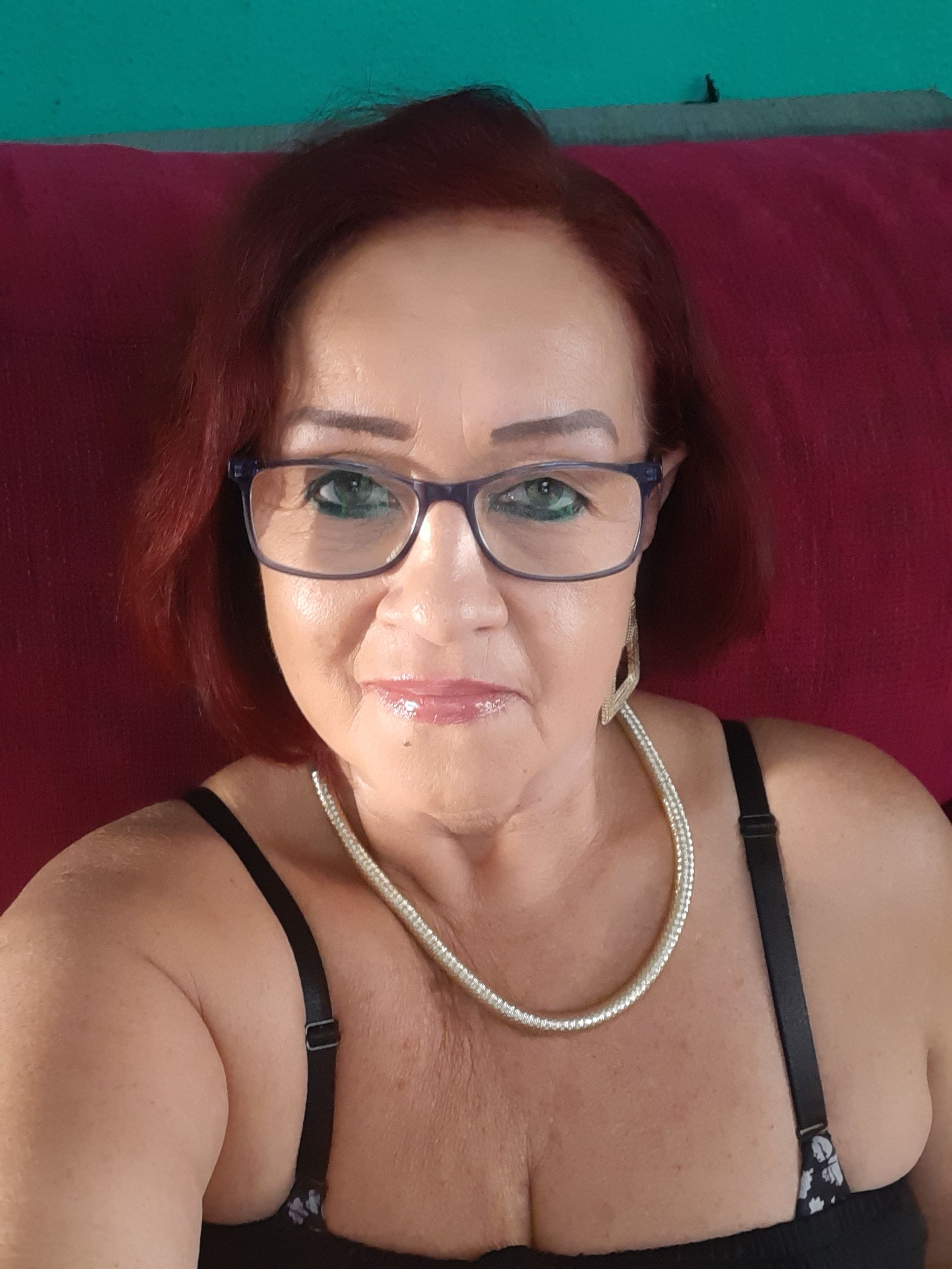 onlyfans Gina Lavezzari hayo profile banner  