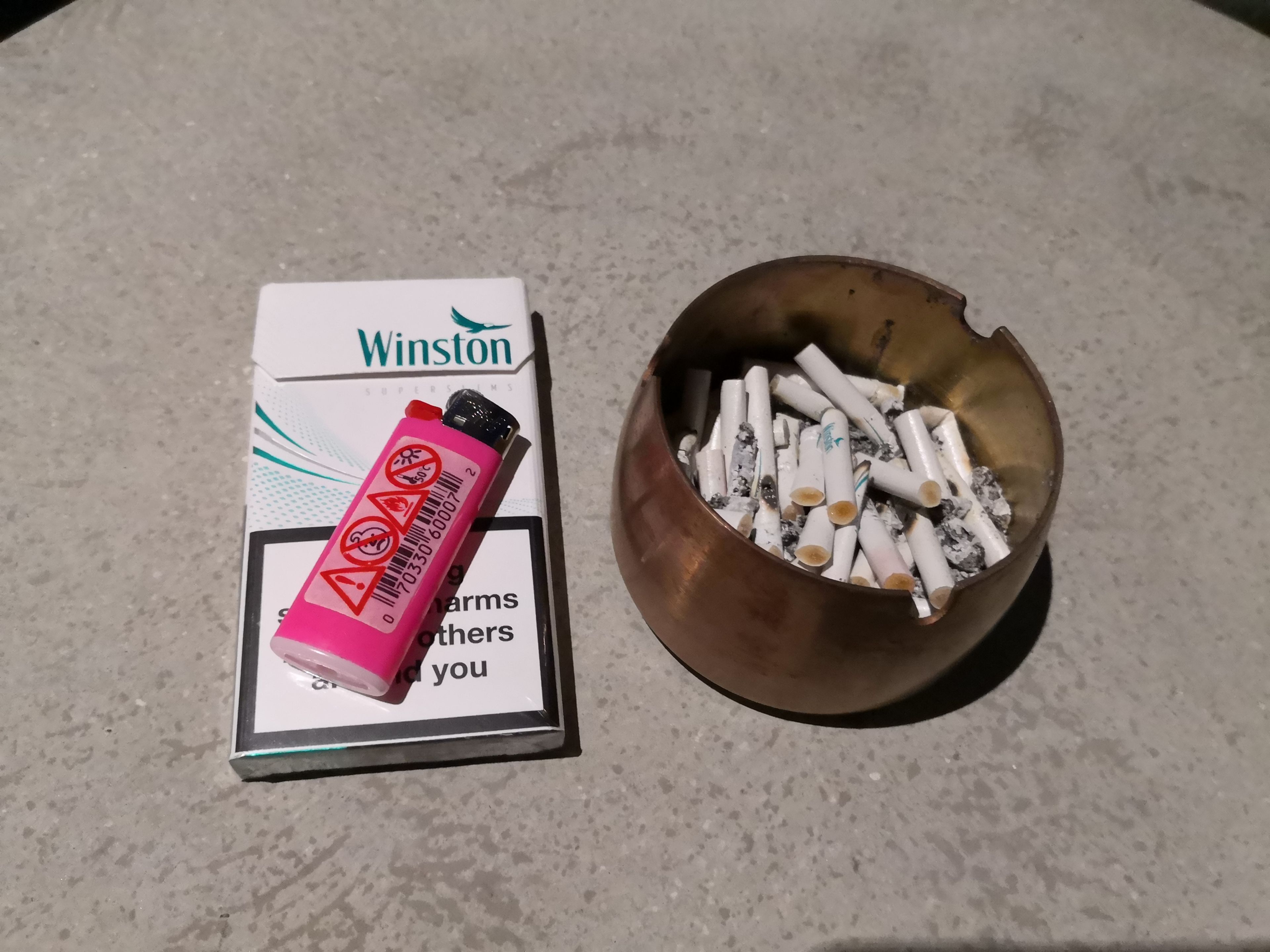 onlyfans Smoking Valerie profile banner