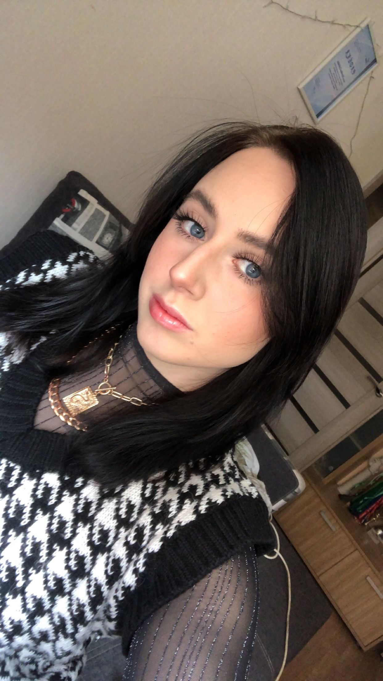 onlyfans KARI profile banner  