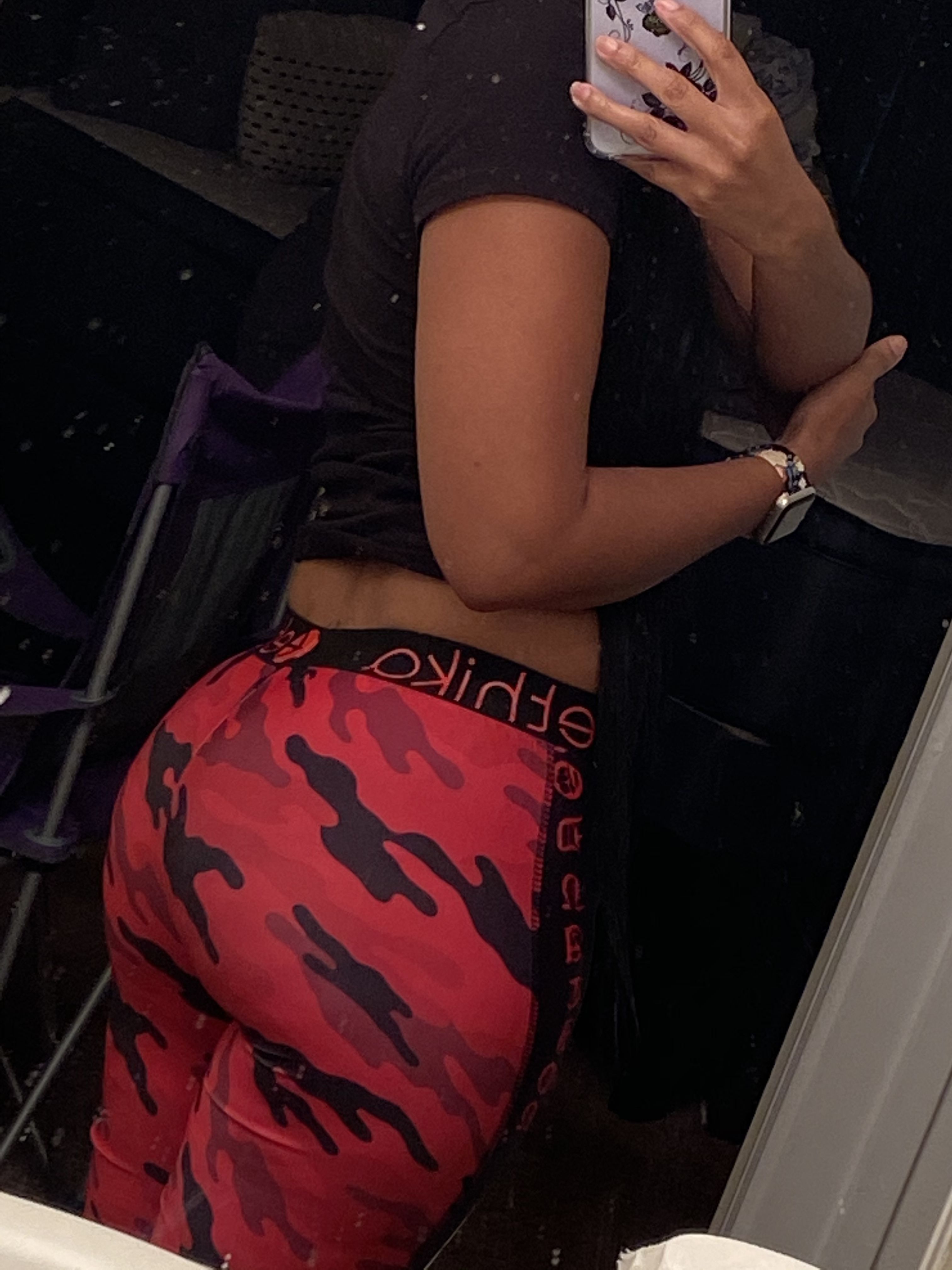 onlyfans Laurenzki Yappa profile banner  