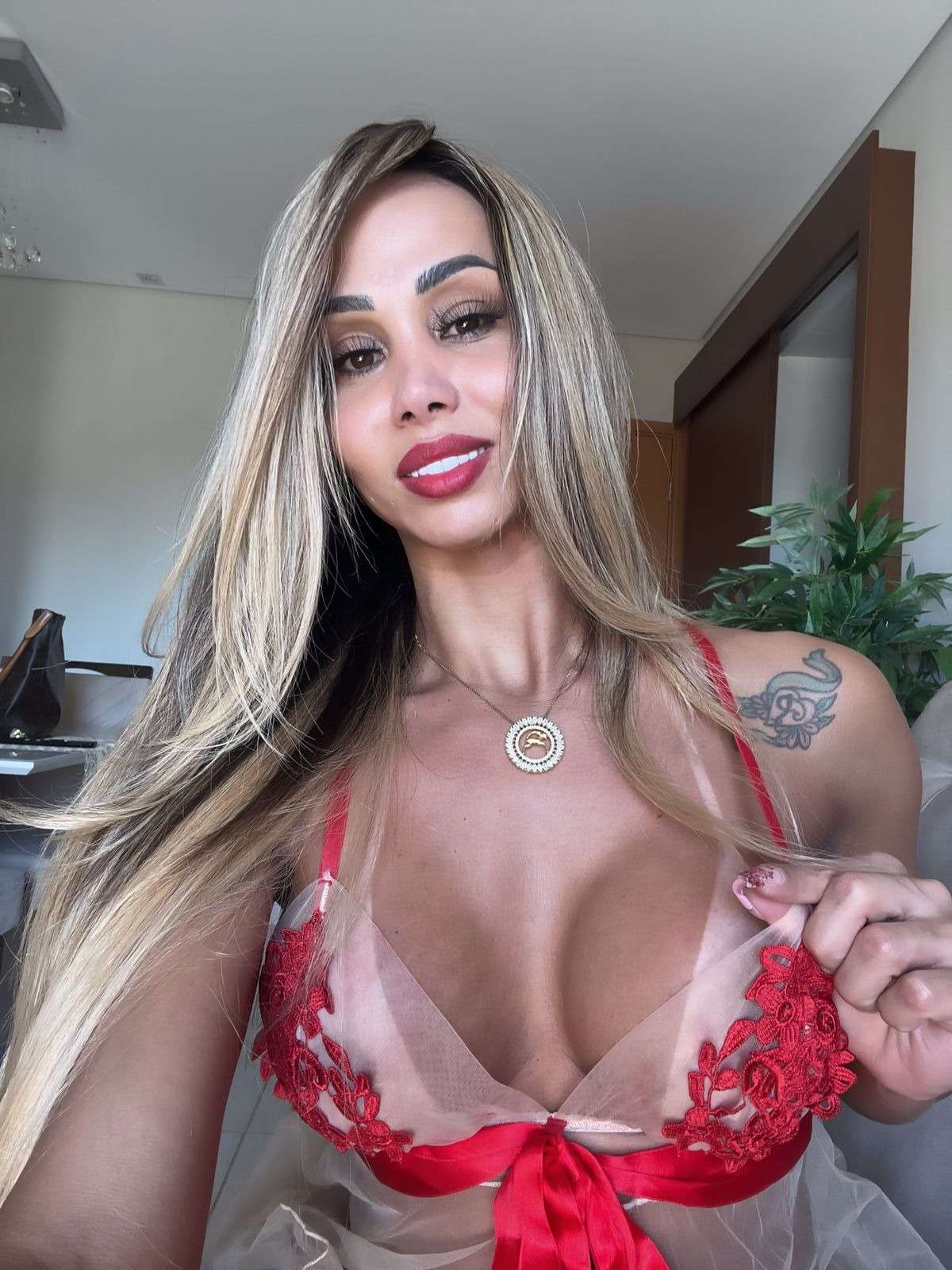 loverfans Agathaferrazgyn profile photo