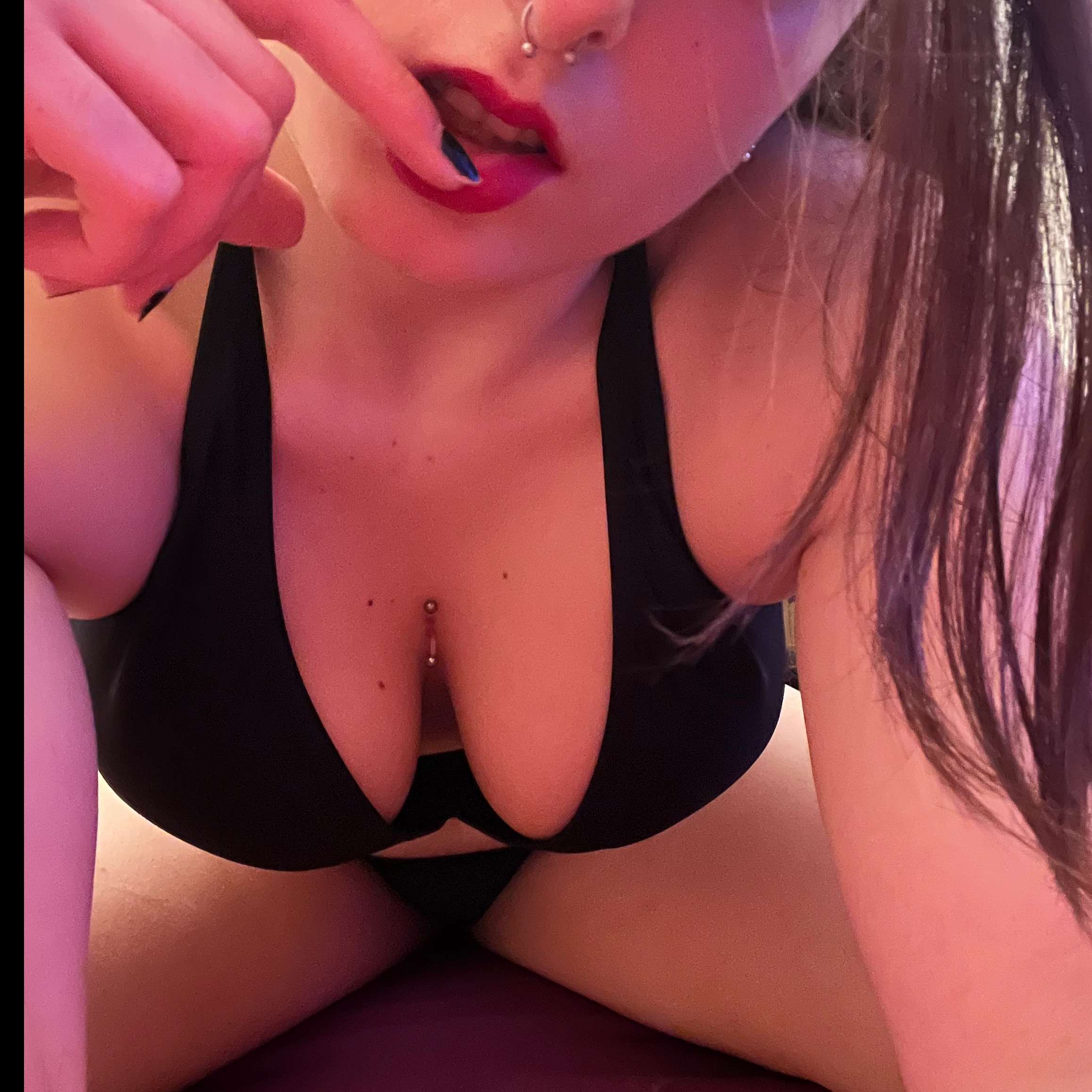 loverfans BitchGamerGirl profile photo