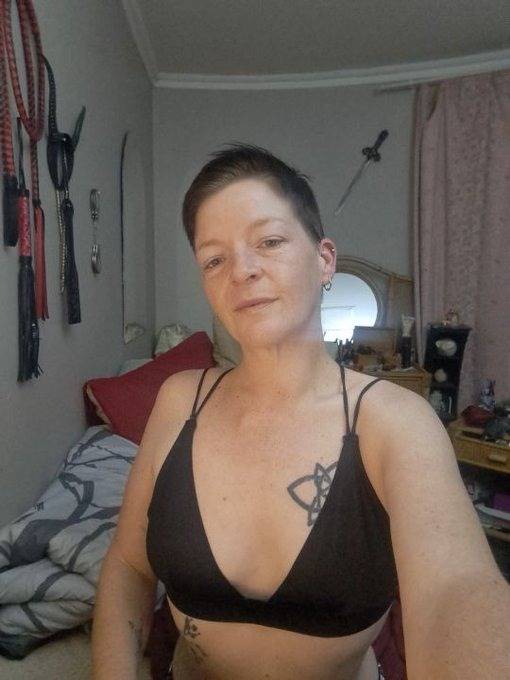 loverfans ZenitheBloodRose profile photo. ZenitheBloodRose 24