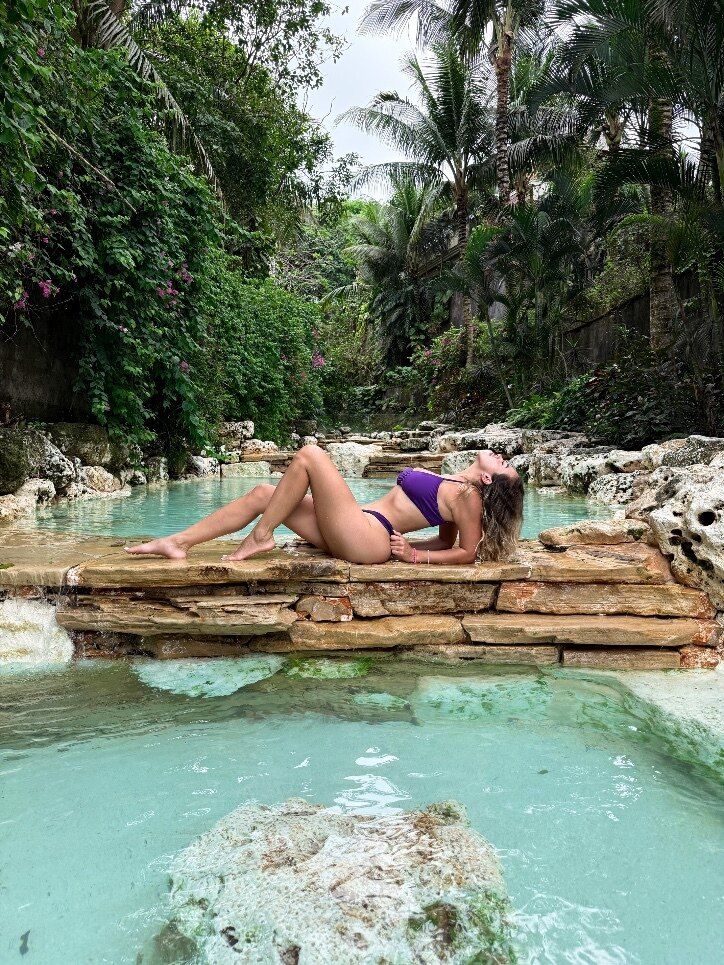 onlyfans Goddess Veronika profile banner