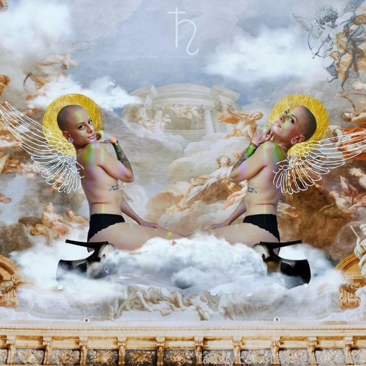 fansly LayneeDivinee / Mara profile banner