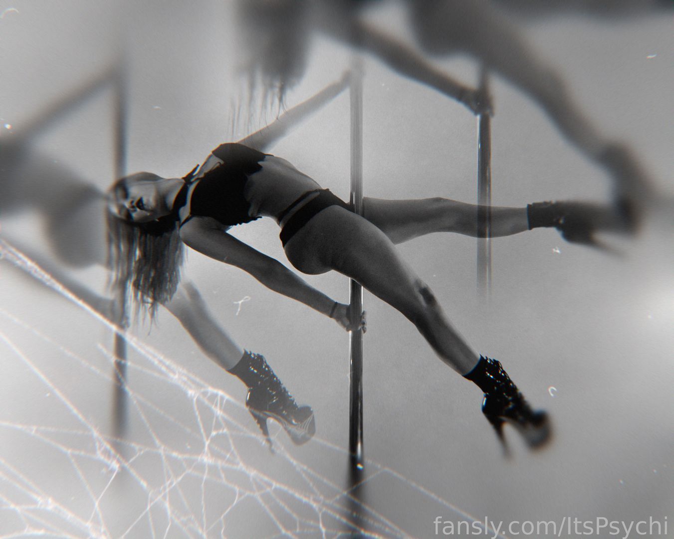 fansly ItsPsychi profile banner