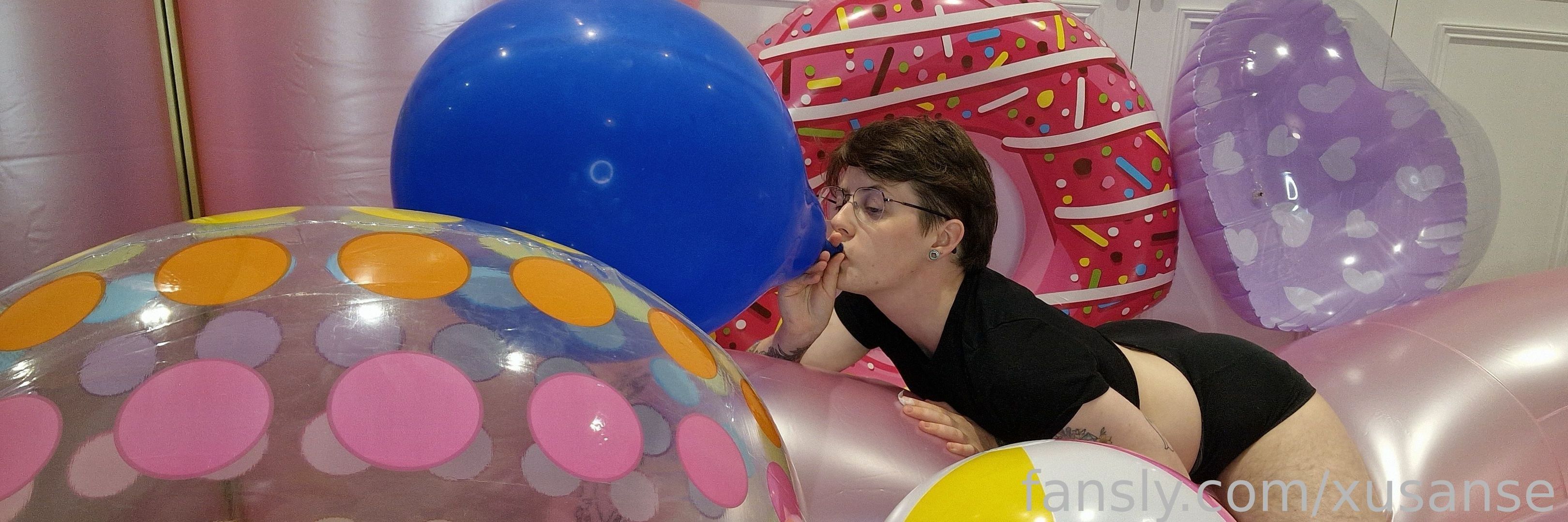 fansly lay profile banner