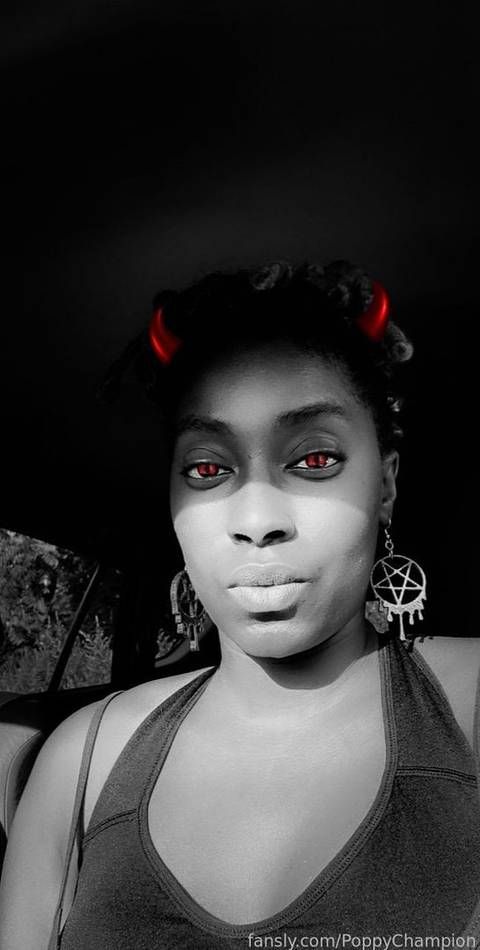 fansly PoppyChampion profile banner