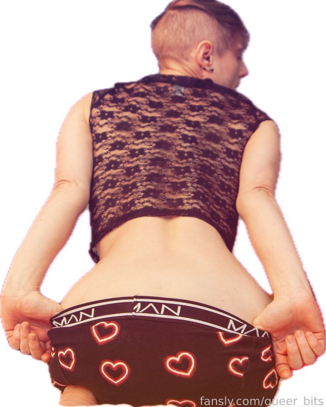 fansly queer_bits profile banner