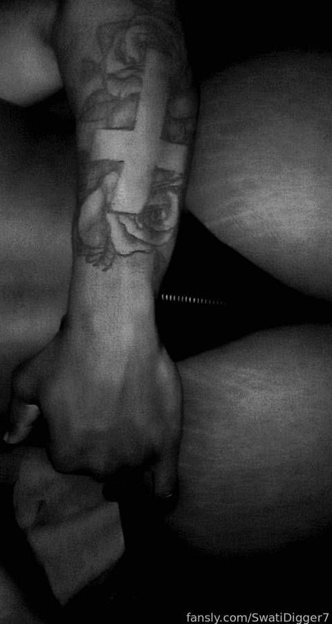 fansly SwatiDigger7 profile banner