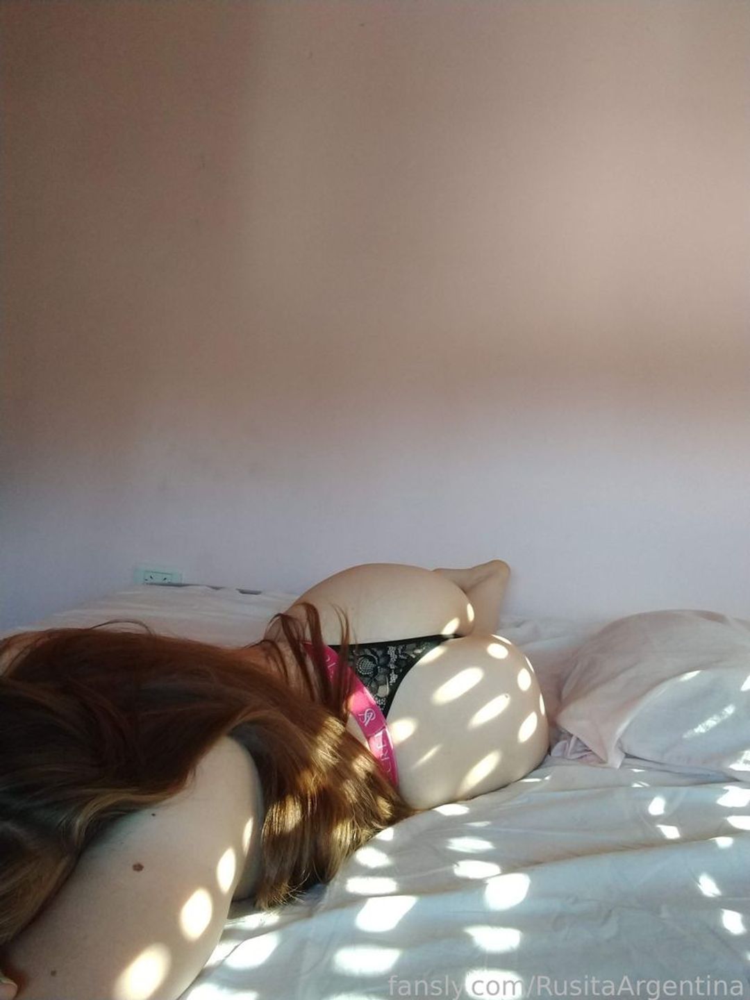 fansly Blonde Hot profile banner