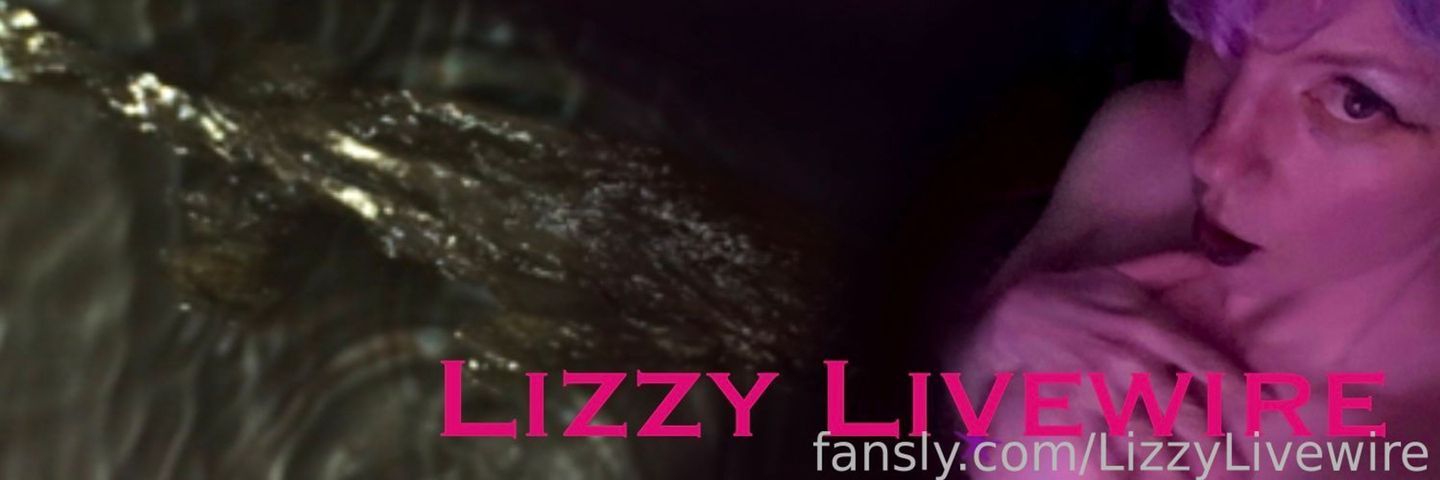 fansly LizzyLivewire profile banner