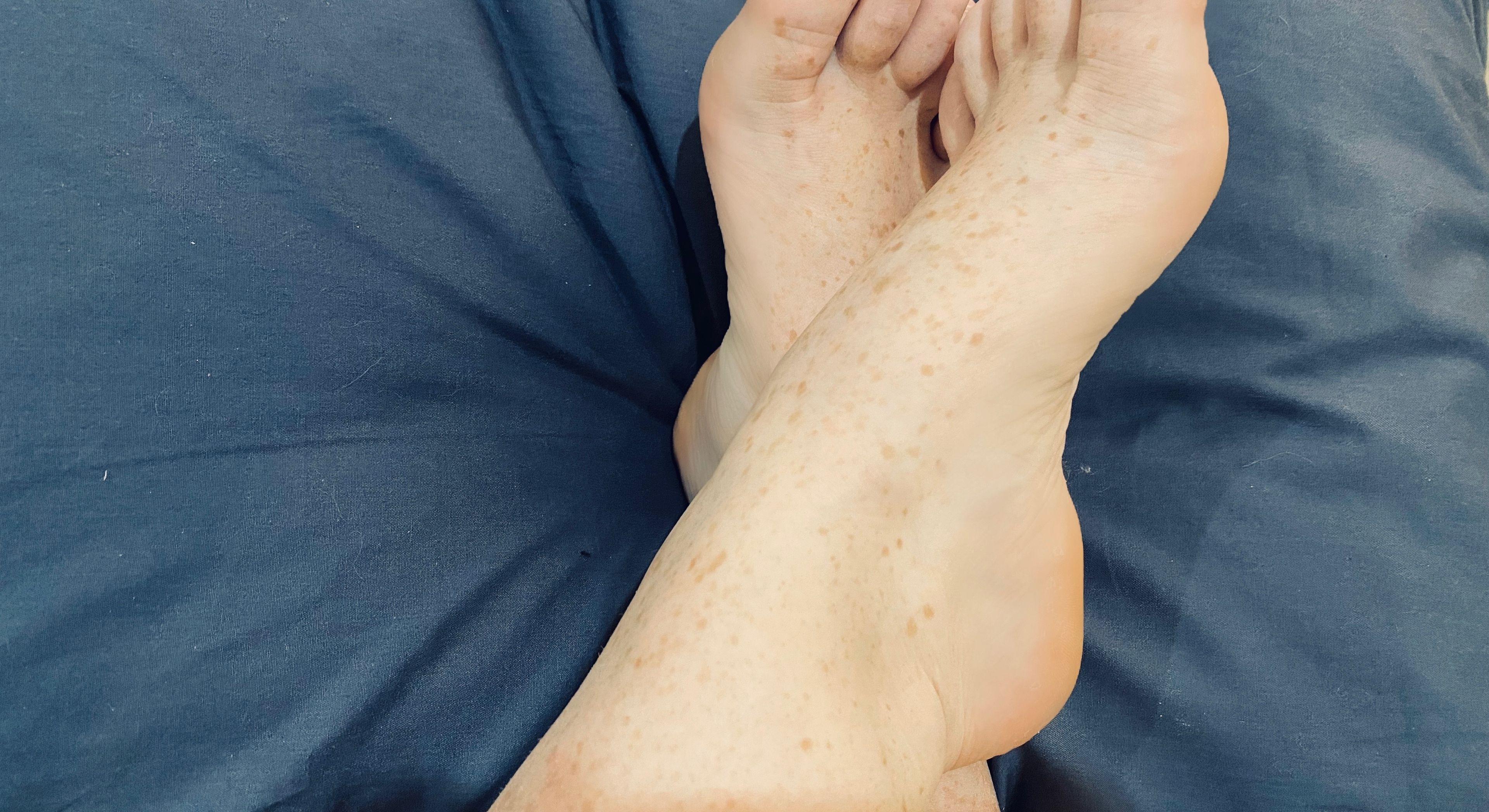 onlyfans Red profile banner