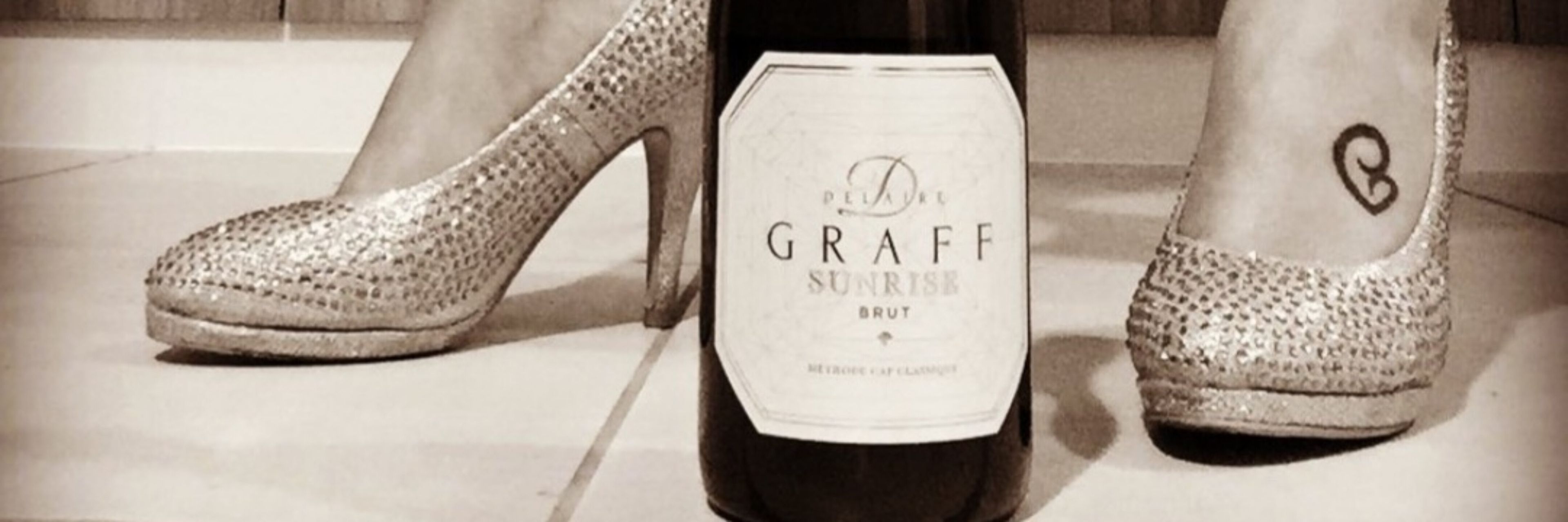 onlyfans CuriousHotMom profile banner