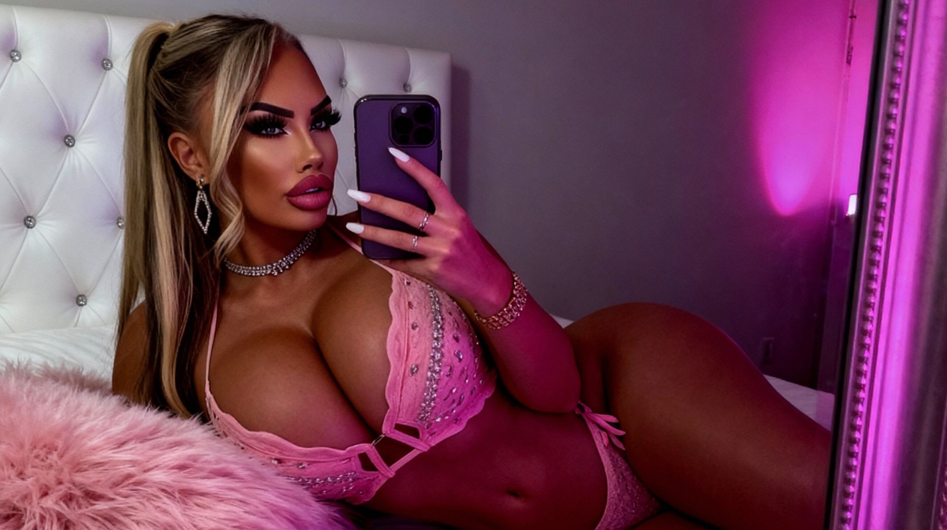 onlyfans ๐BUSTY/BIG ASS ๐ LEXI ๐ profile banner