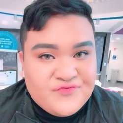 onlyfans μ€ profile photo