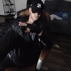 onlyfans LordKingsley profile photo. LordKingsley 8