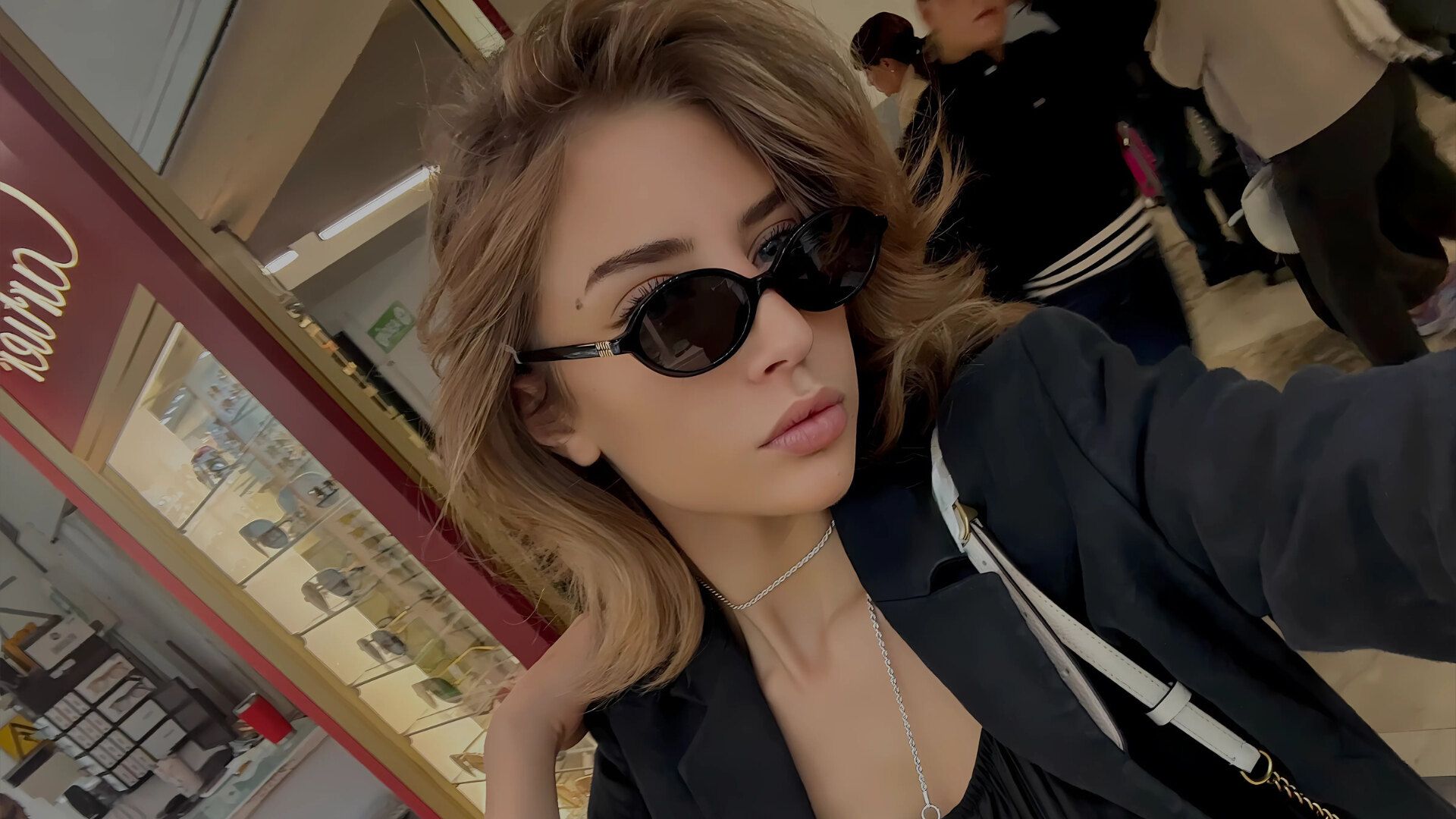 onlyfans Lolla๐ profile banner from UA