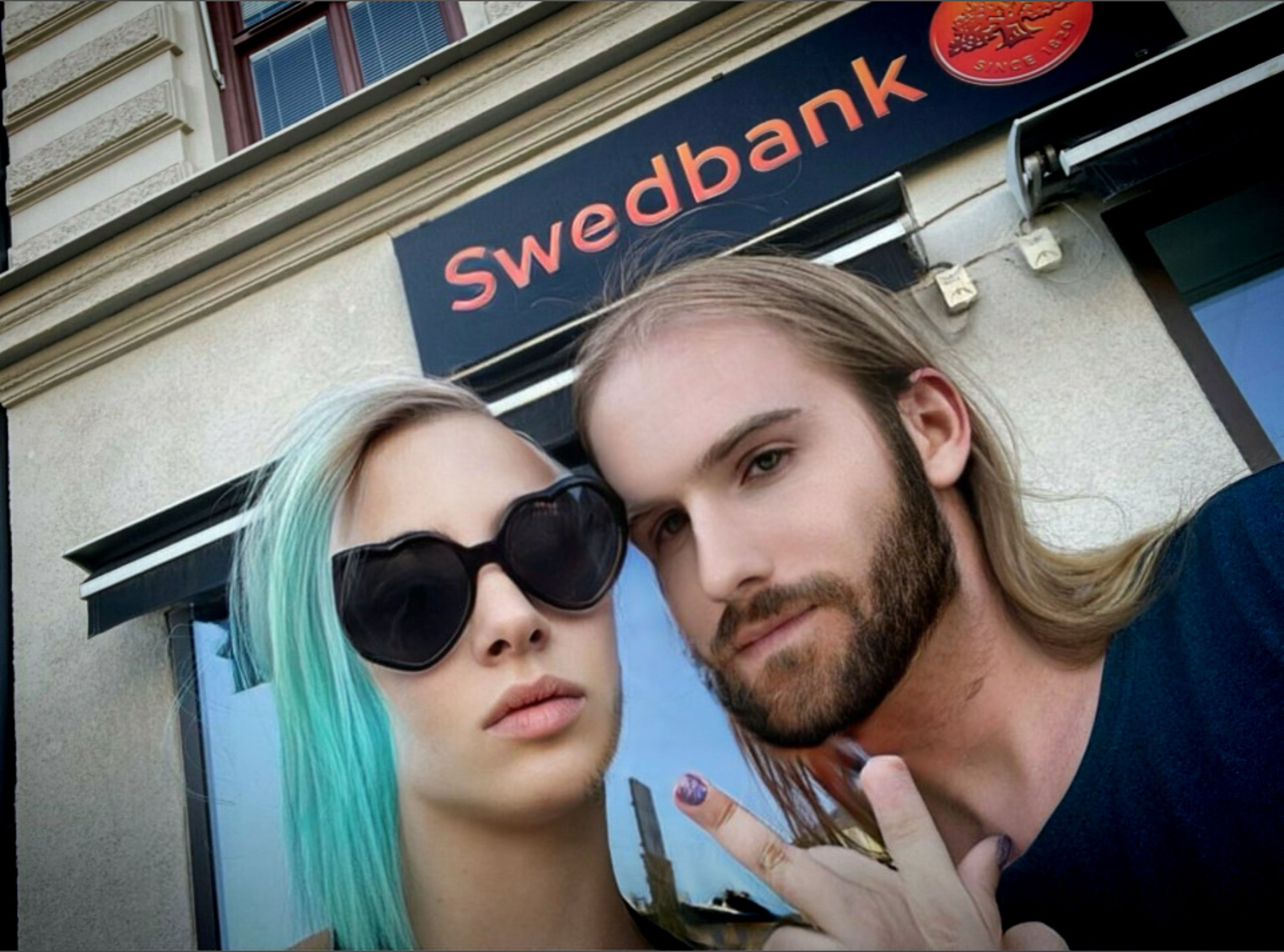 onlyfans Swedish Lovebirds profile banner