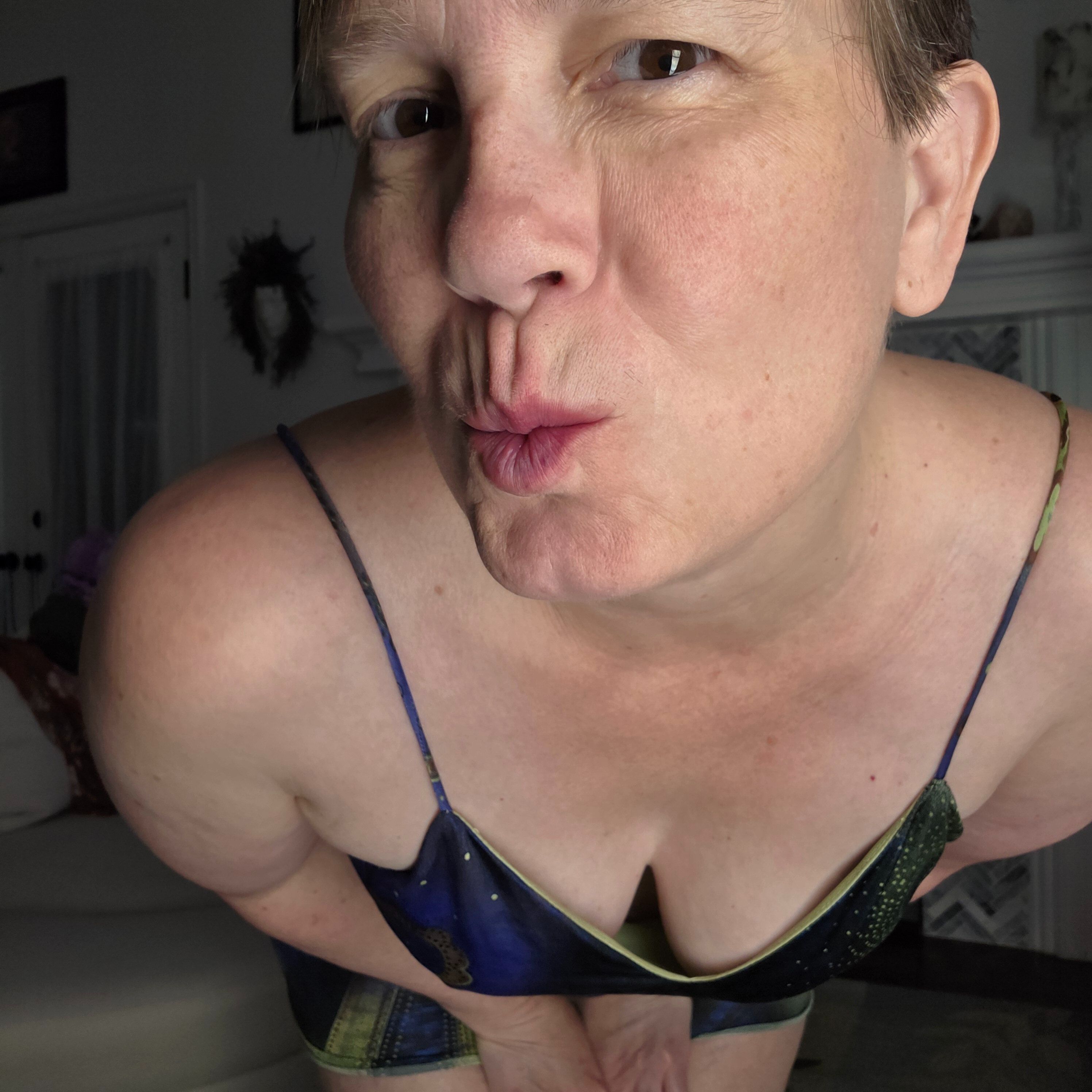 onlyfans Aurora Willows Goddess support. profile banner