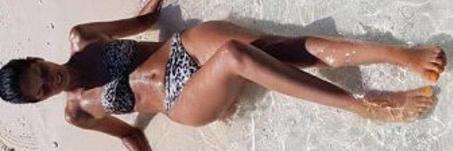 onlyfans KrISS profile banner from RO